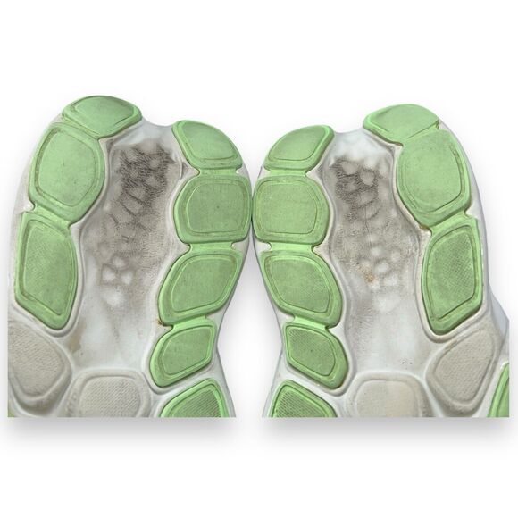 New Balance Women's Light Blue Running Shoes - Picture 8 of 11